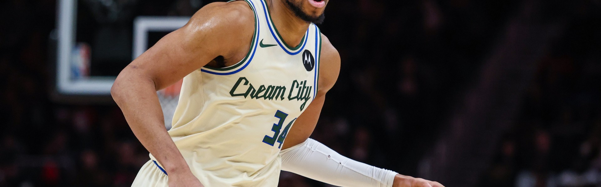 开云官网-字母：我31了受伤后不会像以往能提前复出 现在康复打球要更聪明