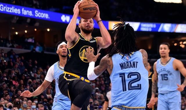 开云官网-末节崩盘因格林缺席？魔鬼赛程或让勇士低迷继续